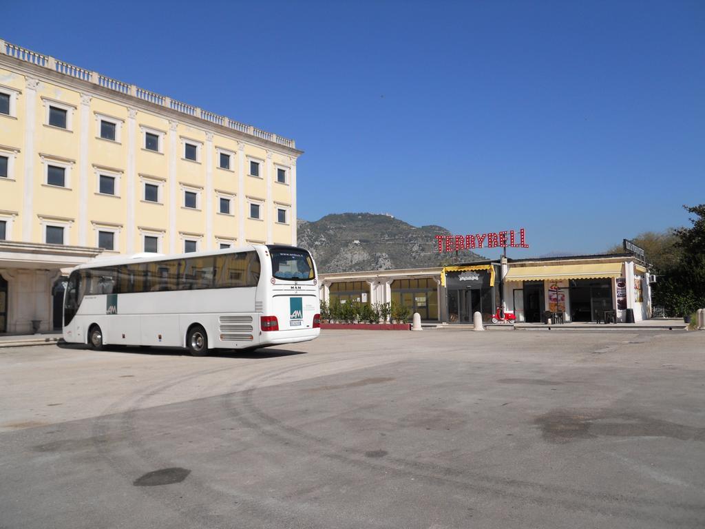 Grand Hotel Pavone Cassino Exterior foto