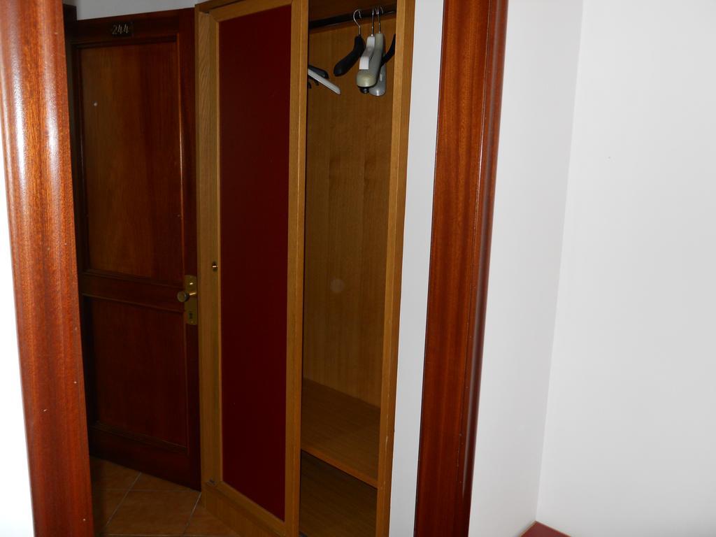 Grand Hotel Pavone Cassino Exterior foto